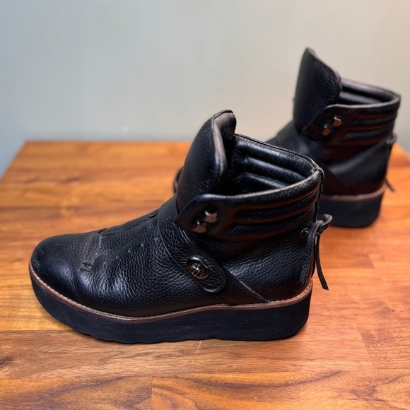 Coach Urban Hiker Platform Wedge Chunky Boot Rare Black Leather Shoe 9.5 - Picture 8 of 11